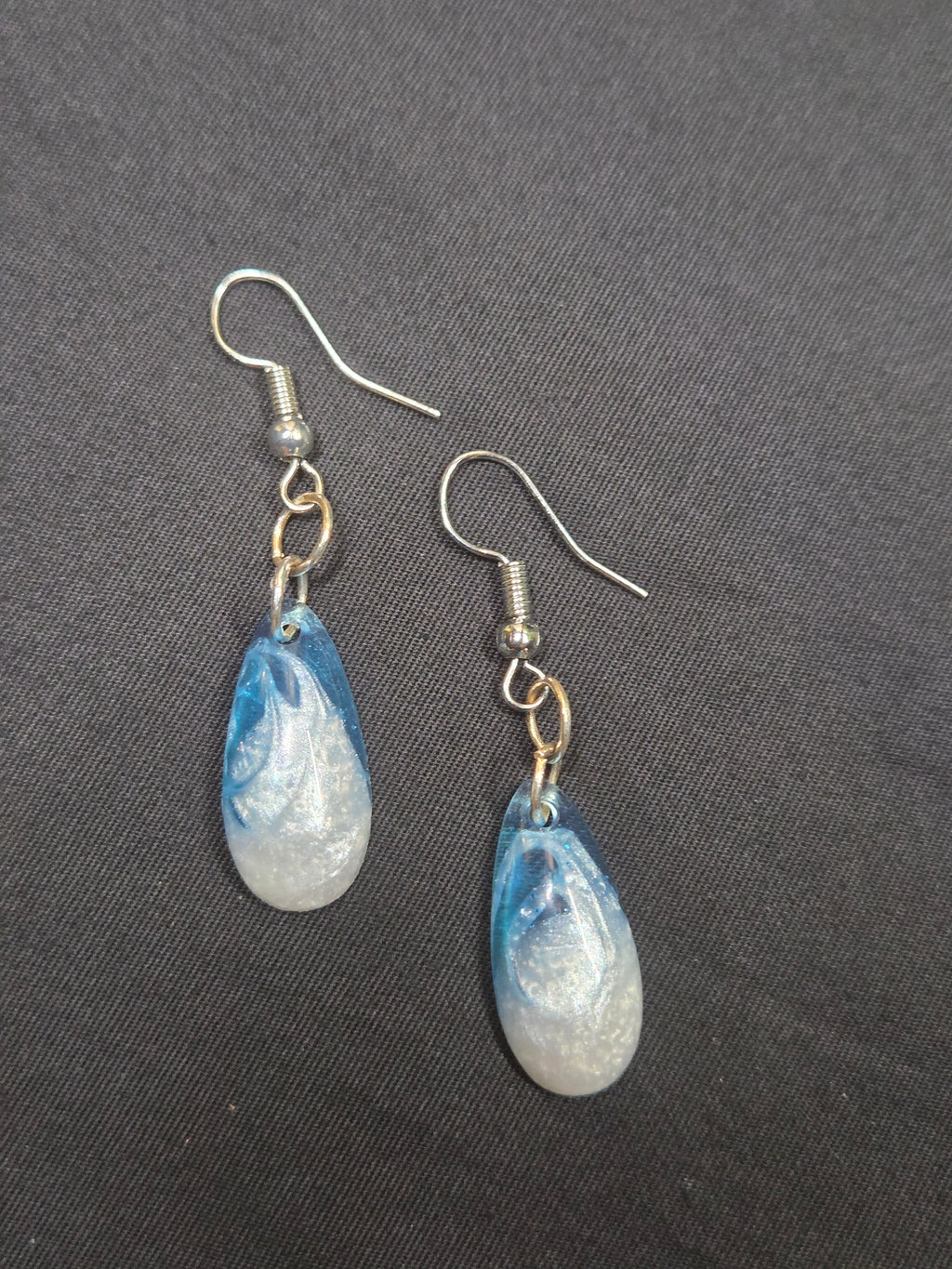 Tear Drop Swirl Dangle Earring