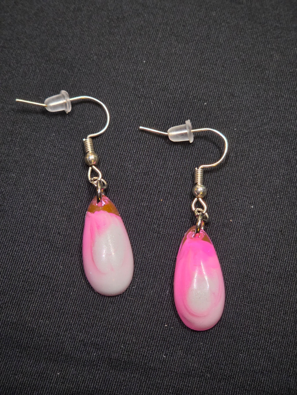 Tear Drop Swirl Dangle Earring